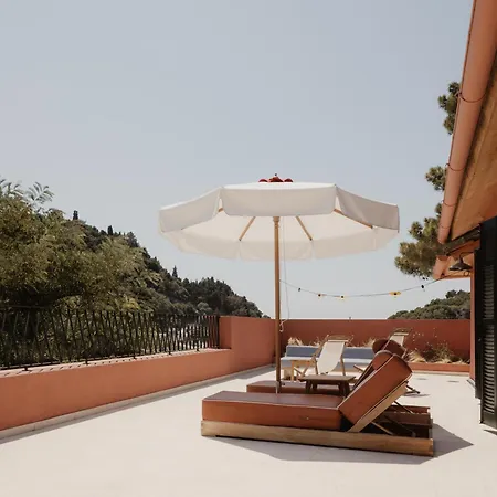 Aragosta Bed & Breakfast 3*